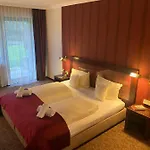 Sophia Hotel 4*